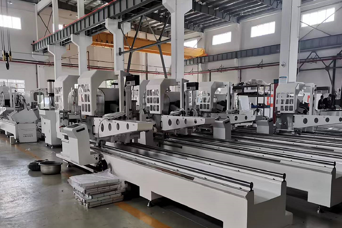 aluminum door factory